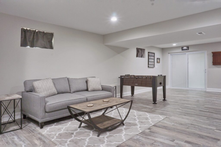 large-basement-with-a-modern-interior-design-in-br-2025-02-09-22-12-02-utc